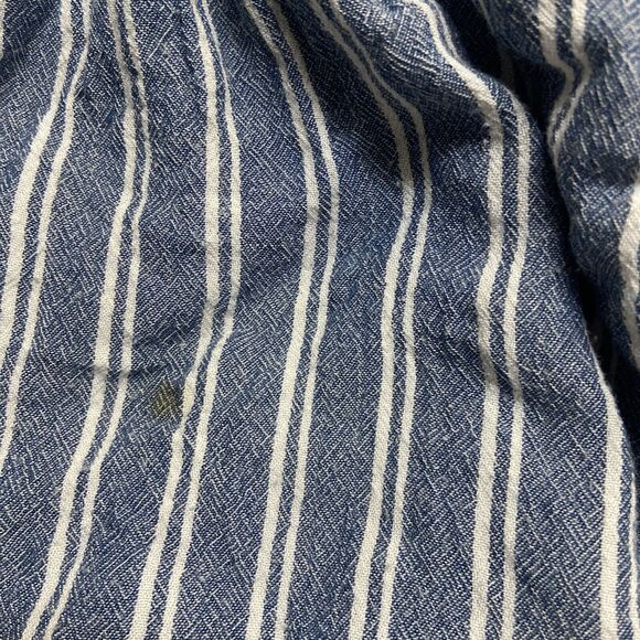 American Eagle Striped Wrap Shorts Medium Striped 2 inch Inseam Beach Summer - Picture 8 of 9